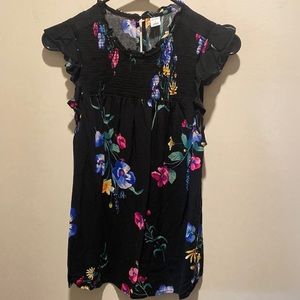 Old navy short sleeve blouse